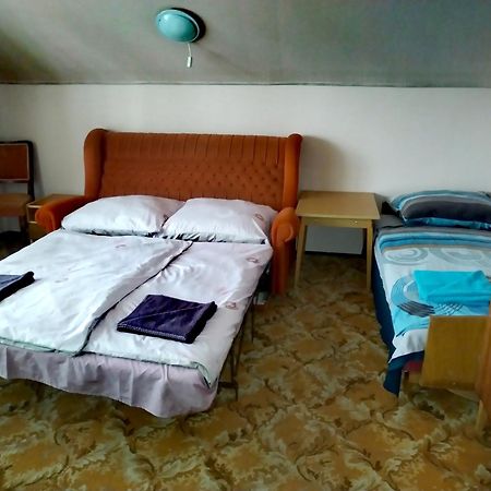 Vadkacsa apartmanház medencével Zamárdi Exterior foto