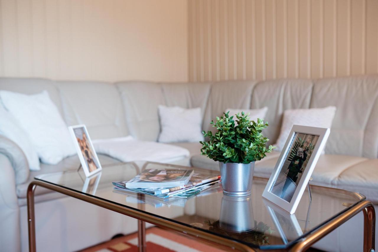 Vadkacsa apartmanház medencével Zamárdi Exterior foto